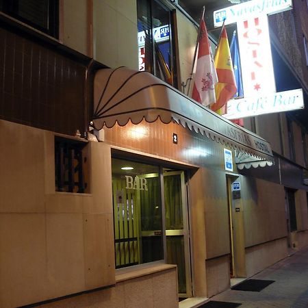 Hostal Navasfrias Salamanca Bagian luar foto