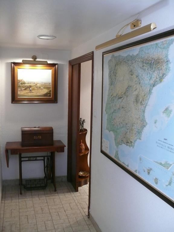 Hostal Navasfrias Salamanca Bagian luar foto